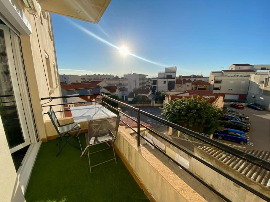Appart T2 Calme - Centre De Canet - Parking - Clim Екстер'єр фото