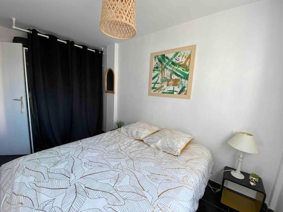 Appart T2 Calme - Centre De Canet - Parking - Clim Екстер'єр фото